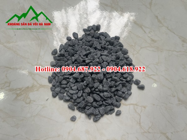 sỏi đen nhỏ trang trí