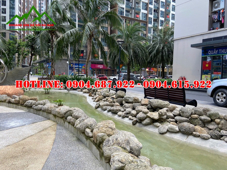 mẫu đá cuội làm hồ cá koi